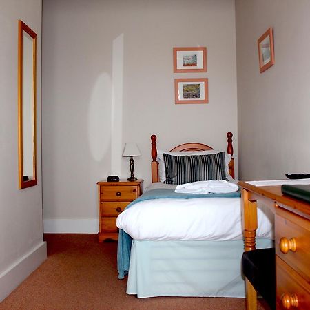By The Sea Bed And Breakfast Eastbourne Exterior foto