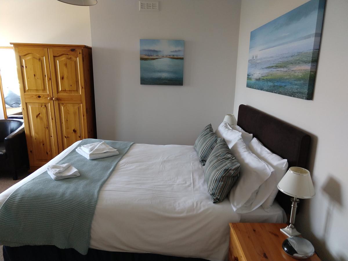 By The Sea Bed And Breakfast Eastbourne Exterior foto