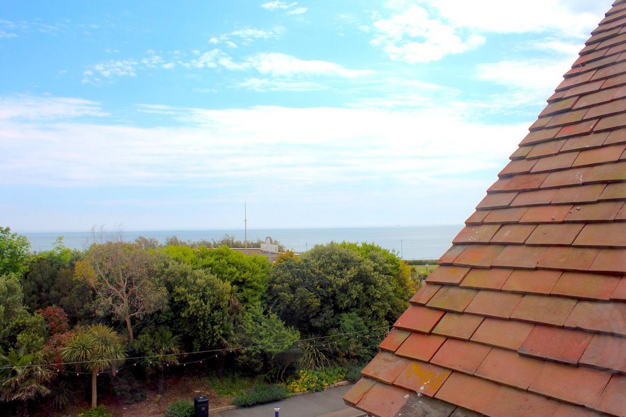 By The Sea Bed And Breakfast Eastbourne Exterior foto