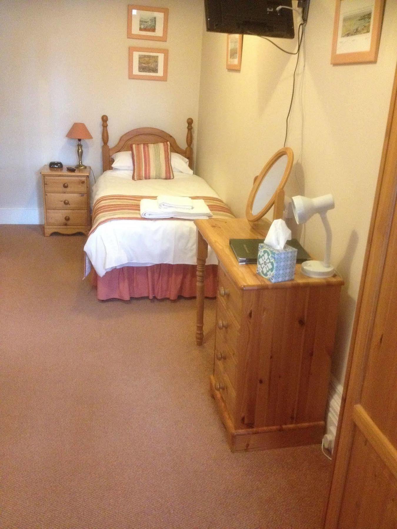 By The Sea Bed And Breakfast Eastbourne Exterior foto